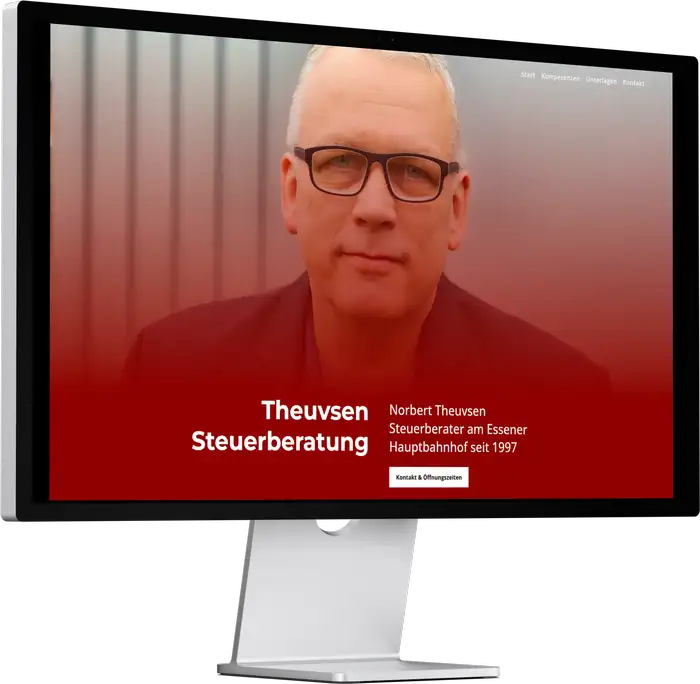 Desktop mit neuer Webseite von Klicklounge Webdesign für Steuerberater Theuvsen